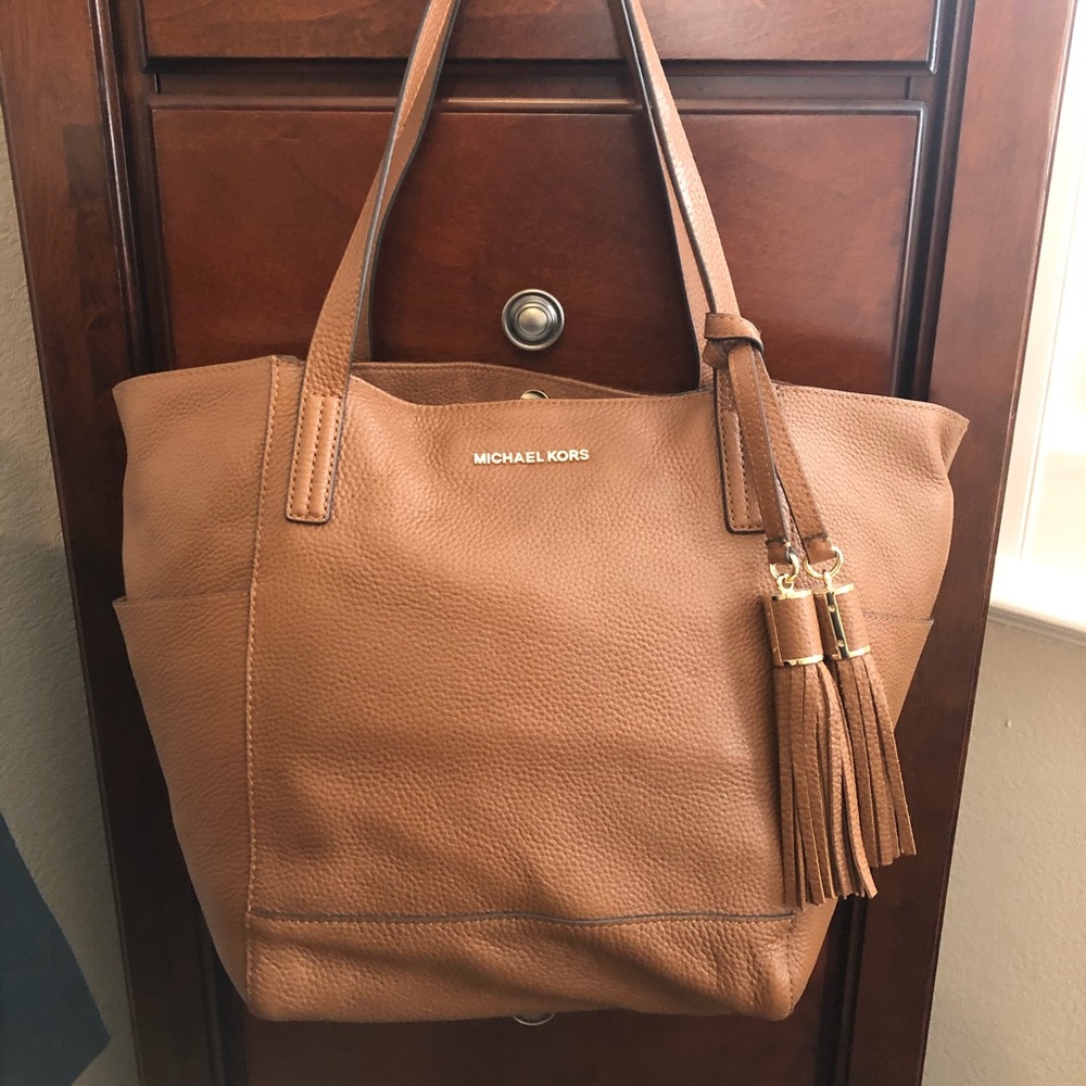 Michael Kors Soft Tote